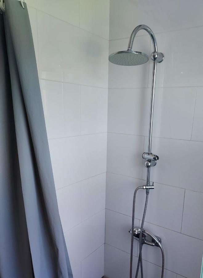 Appartement Meuble Avec Deux Chambres Moulins  Exteriör bild