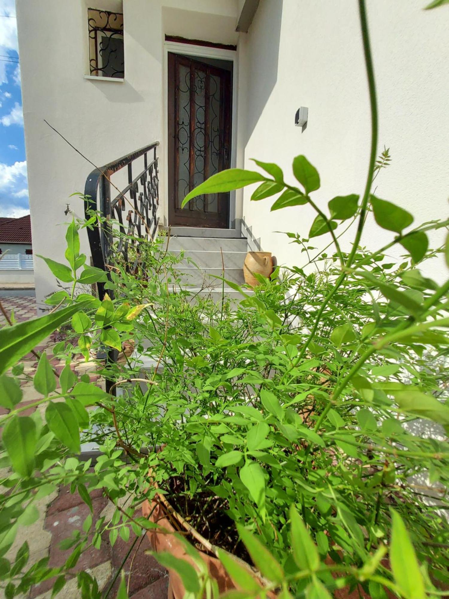 Appartement Meuble Avec Deux Chambres Moulins  Exteriör bild